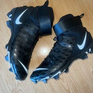 Nike Black and White Outdoor Football Cleats